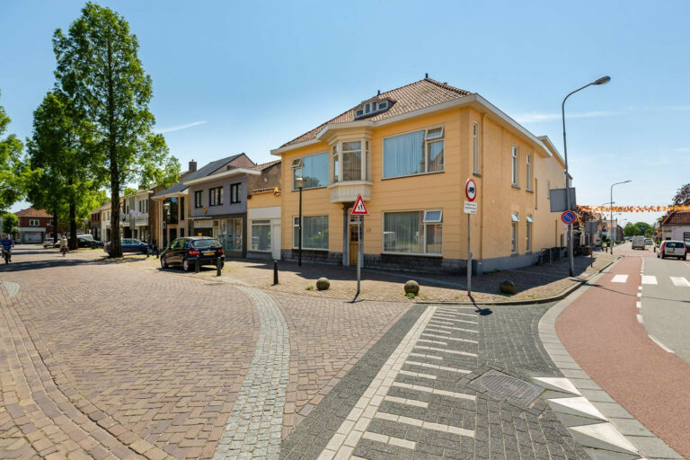 Sint Jansteen, Hoofdstraat 15 (2)